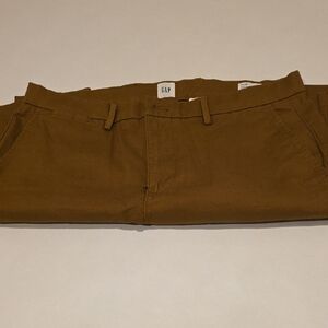 GAP Men's Tan Chinos